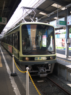 江ノ島電鉄の電車