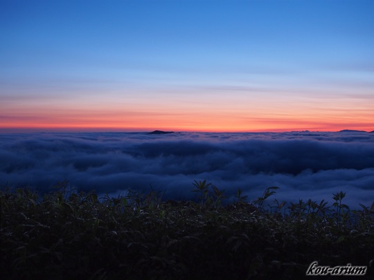 明け方の津別峠展望施設から眺めた雲海