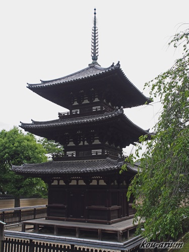 興福寺の三重塔