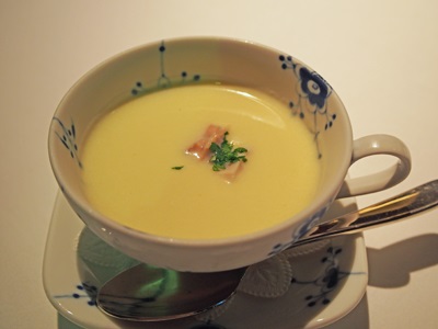 ハマグリの冷製スープ