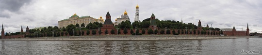 モスクワ川対岸からクレムリンを見た眺め